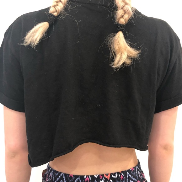Cropped T shirt - Picture 3 of 5
